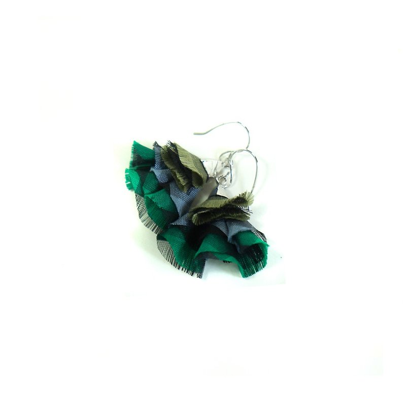 Thai silk Earrings (Size : S)  BB collection Green Grey -Silver Color metal - 耳環/耳夾 - 其他金屬 綠色