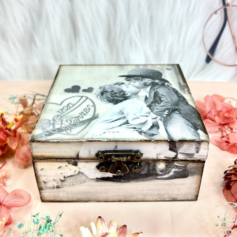 [Handmade] Childhood Sweethearts – Collectible Small Wooden Boxes to Commemorate Memories - Storage - Wood Multicolor