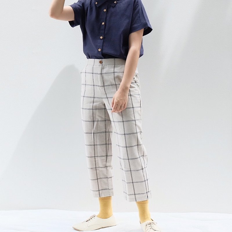 Hikaru Linen Pants : Chess Pattern , Khaki Color - 女裝闊腳褲/長褲 - 棉．麻 卡其色