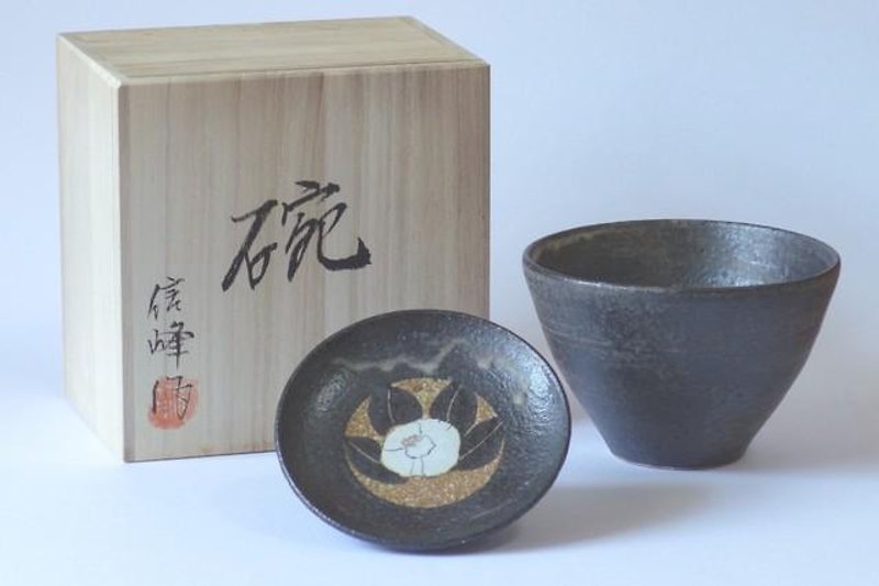 Wooden box (for a bowl with a lid) - Bowls - Pottery 