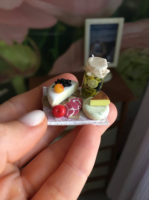 DOLLFOODS Miniature compositions for doll house scale 1:12