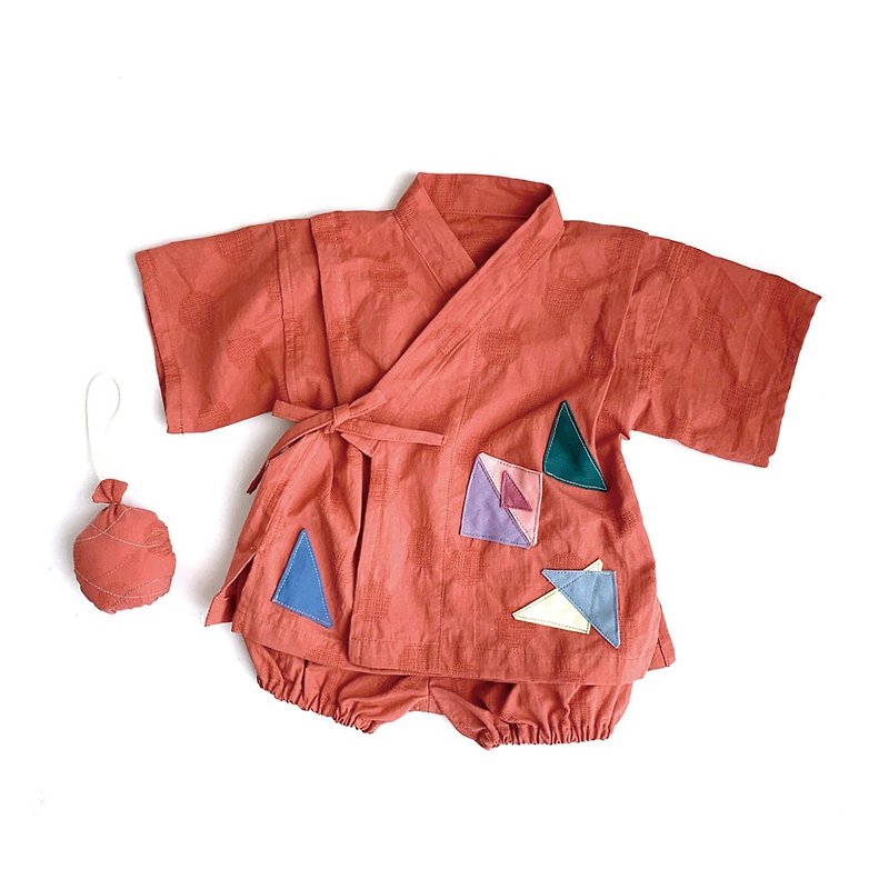 赤ちゃんじんべい　スモークレッド × きんぎょ - 出産祝い用贈物 - コットン・麻 レッド