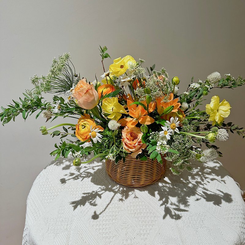 Small spring flower basket - Plants - Plants & Flowers 