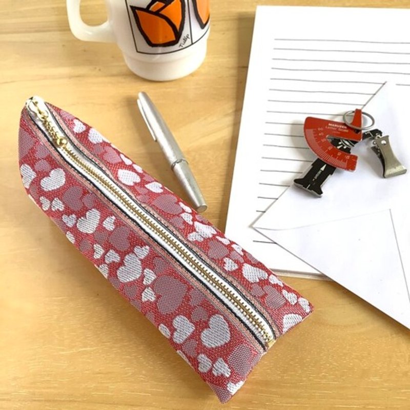 Pen case made with heart-patterned tatami edges - กล่องดินสอ/ถุงดินสอ - วัสดุอื่นๆ สึชมพู