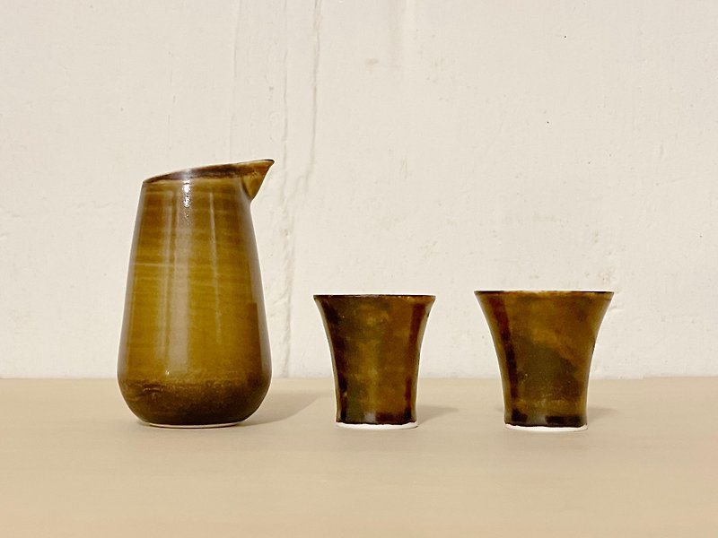 Porcelain Sake Cup Set - Bar Glasses & Drinkware - Pottery Brown