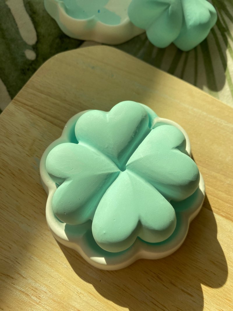 幸運草擴香石 Lucky clover aroma stone - 香氛/精油/擴香 - 其他材質 綠色