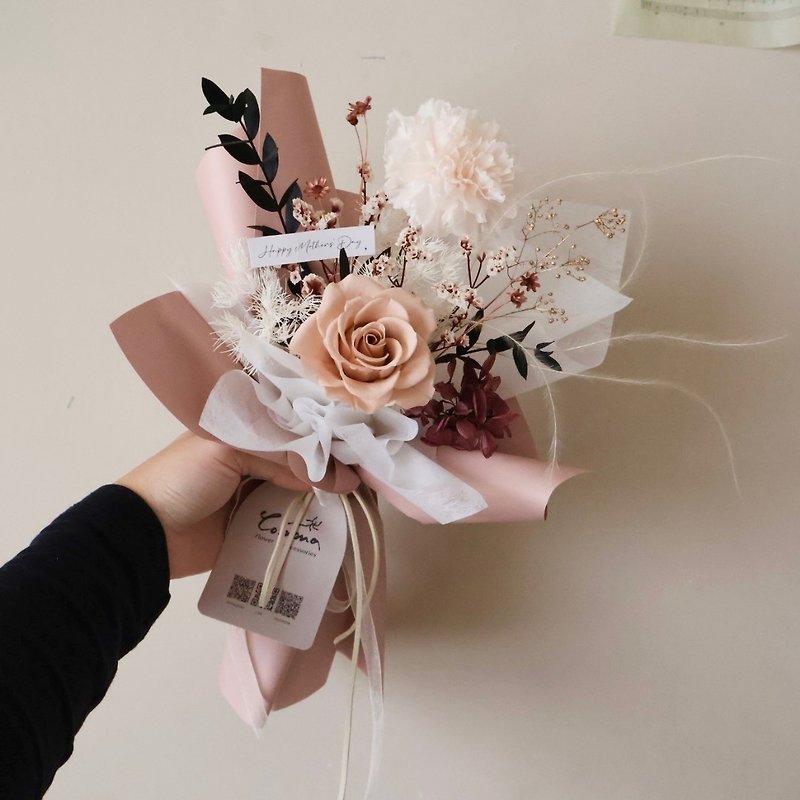 Everlasting Carnation Bouquet, Soft Pink Carnation, Mother’s Day Gift, Corporate Gift, Industrial and Commercial Activities - ช่อดอกไม้แห้ง - พืช/ดอกไม้ หลากหลายสี