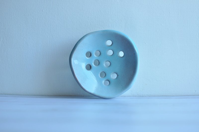 Heyu Soap ・手捏陶皂盤・陶土製・自然瀝水・手工生活器皿 - 衛浴用品/浴室收納 - 陶 白色