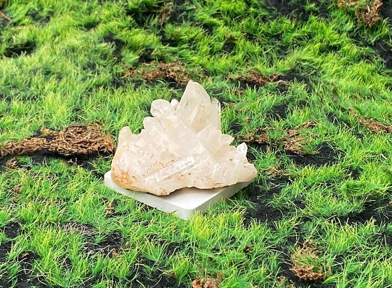 天然原礦能量白水晶簇 消磁淨化 開運 辦公室 風水 擺件 入厝禮物 - 擺飾/家飾品 - 水晶 多色