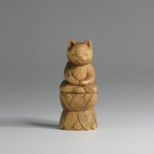 木彫り 招き猫 左手上げ アンティーク 高級シルク座布団付き 木彫り 座禅猫 猫仏1919 - ショップ 仏屋さかい stha Hotokeya