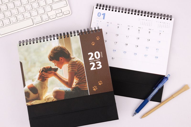 2023桌曆【狗狗與我】Desk Calendars - 日曆/月曆/年曆 - 紙 多色