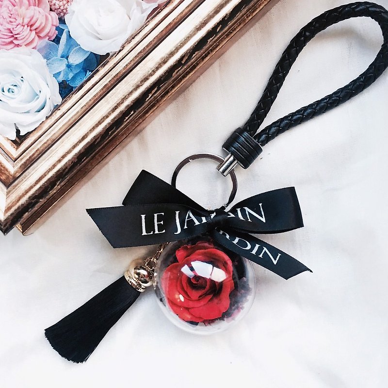 Le Jardin Rose Eternal Flower Fringe Leather Keyring / Valentine's Day - ตกแต่งต้นไม้ - พืช/ดอกไม้ สีดำ