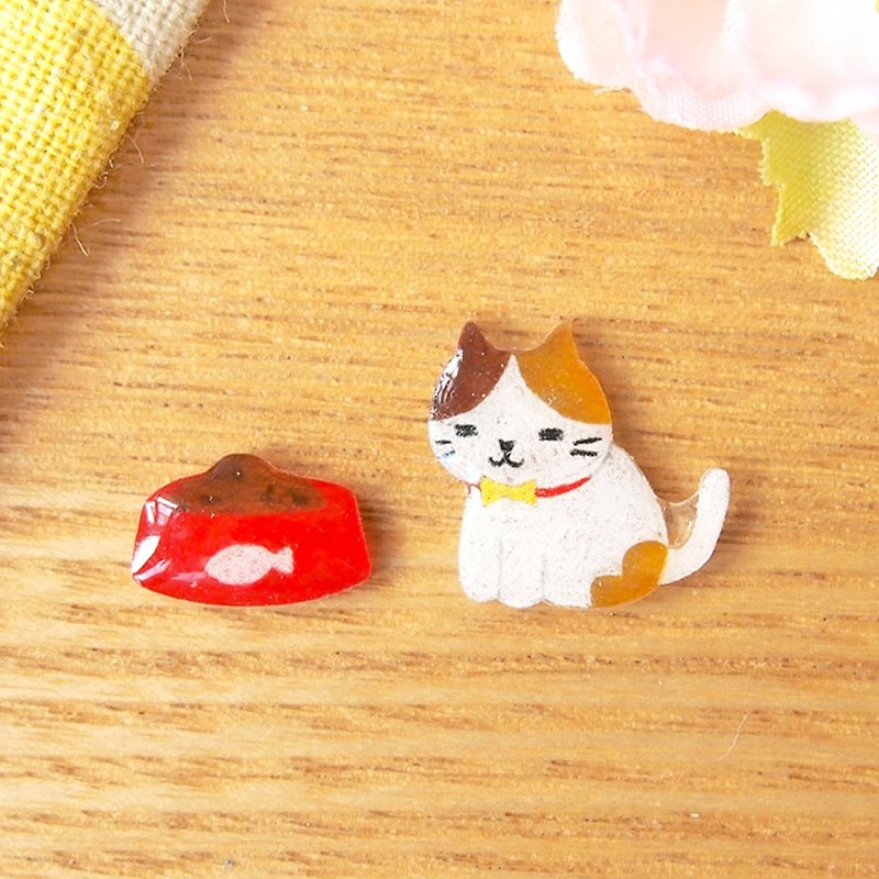 Meow - I love can food! earrings - ต่างหู - พลาสติก สีแดง