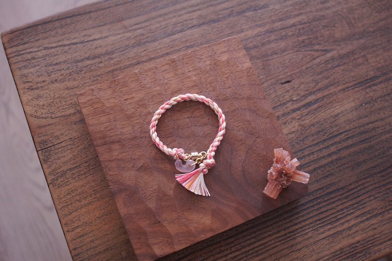 Bracelet for the Homeless─ 【Kyoto Stunning Beauty‧Dance】まい - Bracelets - Cotton & Hemp Pink