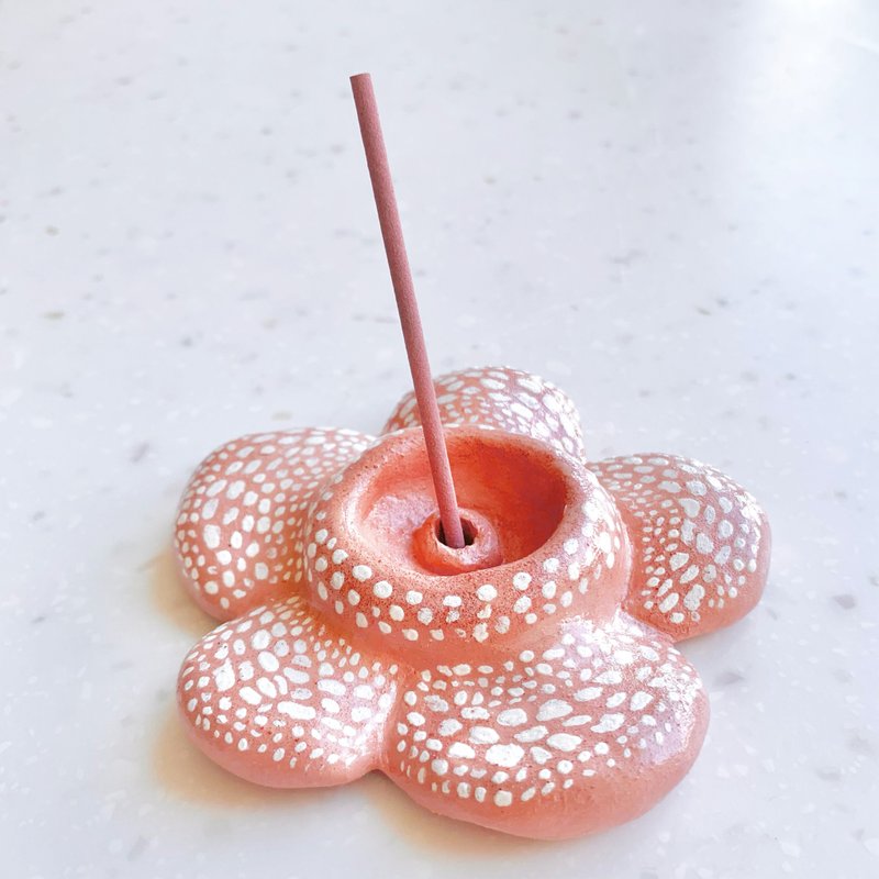 大王花線香碟 - 擺飾/家飾品 - 陶 粉紅色