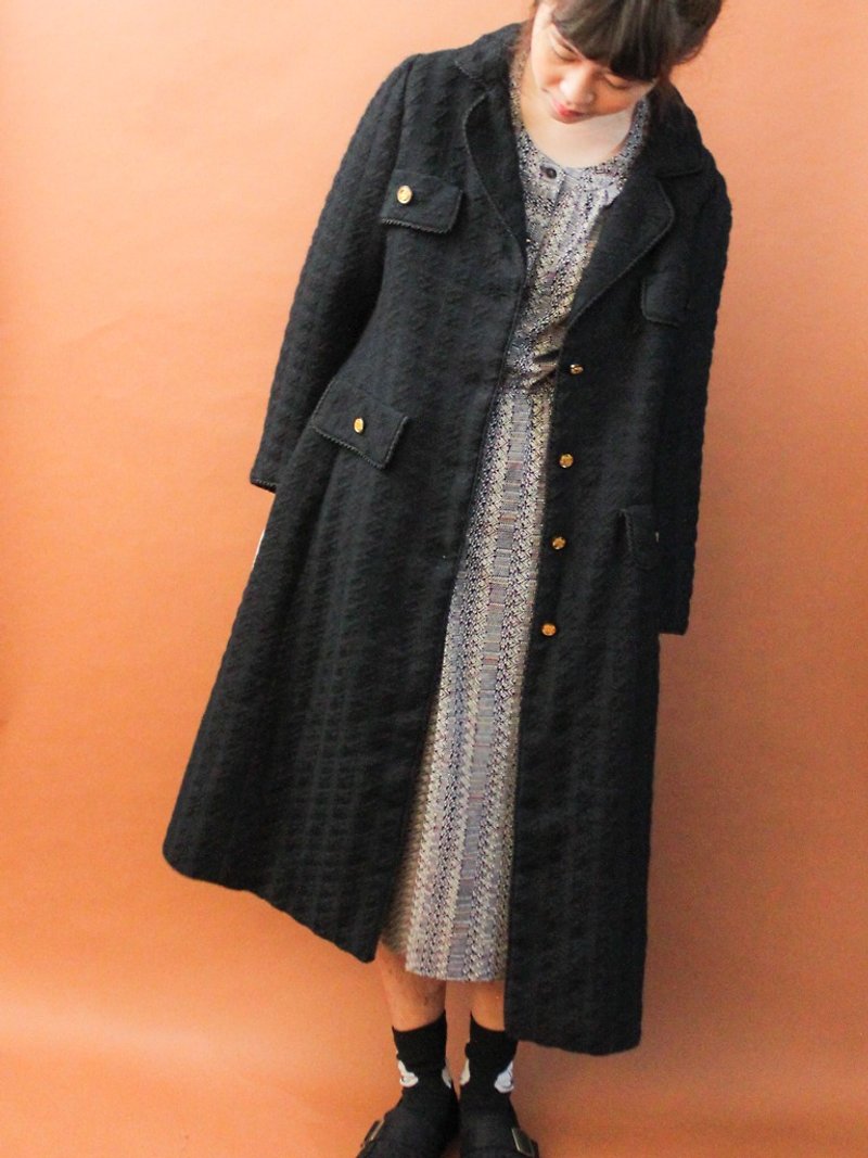 Vintage French-made elegant adult sense Slim knight collar autumn and winter black vintage coat jacket - เสื้อแจ็คเก็ต - ขนแกะ สีดำ