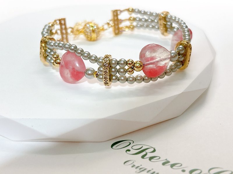【ORere.oC】Orere Original Decoration Laboratory l Sakura Rain Love l Magnetic buckle anti-lost design bracelet - สร้อยข้อมือ - คริสตัล สึชมพู