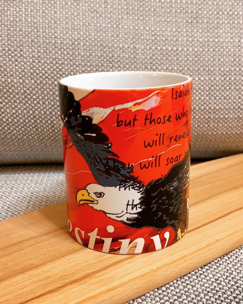 如鷹展翅 Eagle's Wings 馬克杯 手繪插畫風格 原創Q版 咖啡杯 - 咖啡杯/馬克杯 - 陶 