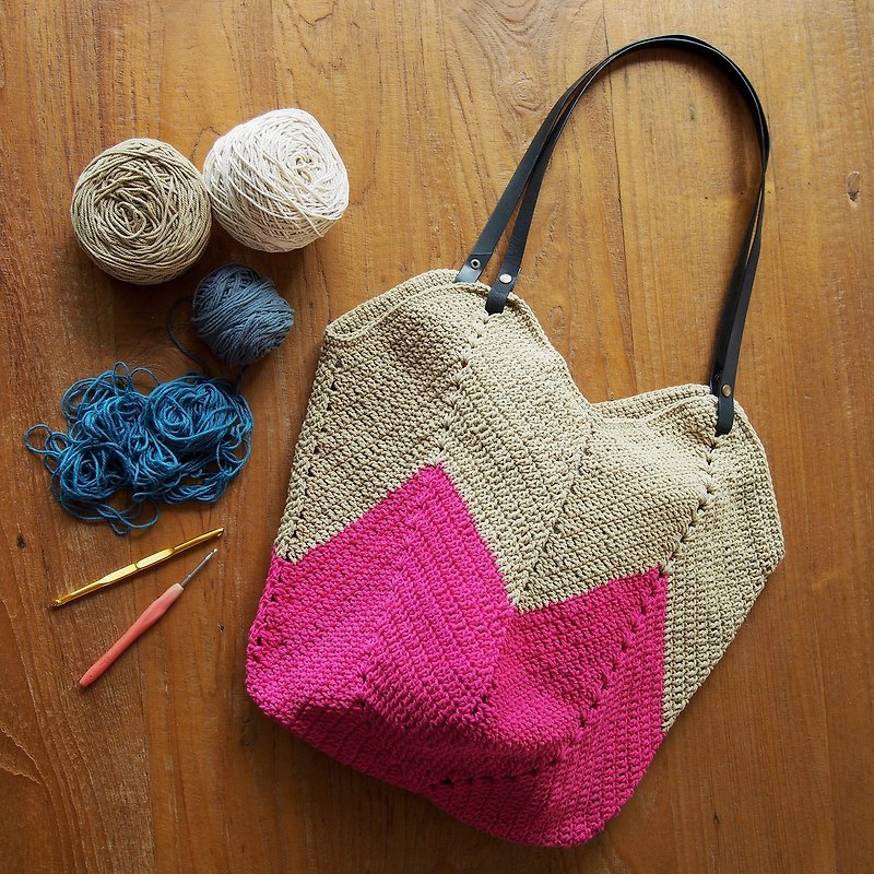 手作りかぎ針編みバッグおばあちゃんスクエアショッピングバッグナチュラルカラー、ピンク - トート・ハンドバッグ - その他の素材 パープル