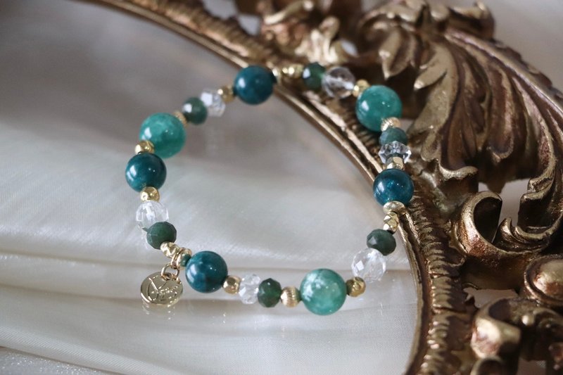 Noble Grandmother Crystal Bracelet Raw Mine Design / Holiday Afternoon Tea - Grandmother Crystal - Green Apatite - Bracelets - Crystal Green