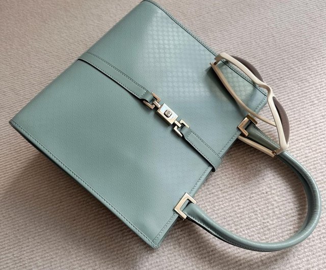 Tiffany blue outlet gucci bag