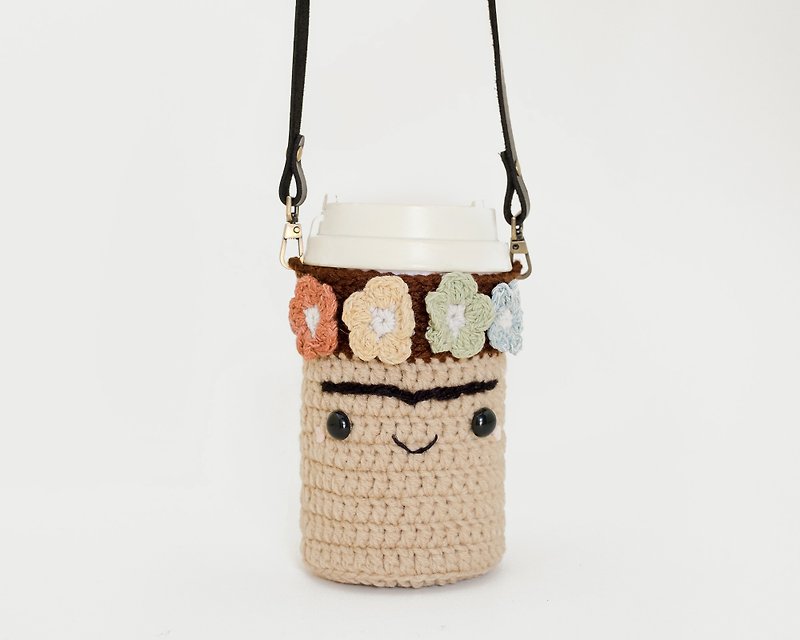 Crochet Cozy Cup - Frida Kahlo No.5 / Coffee Sleeve, Starbuck. - Beverage Holders & Bags - Cotton & Hemp Khaki