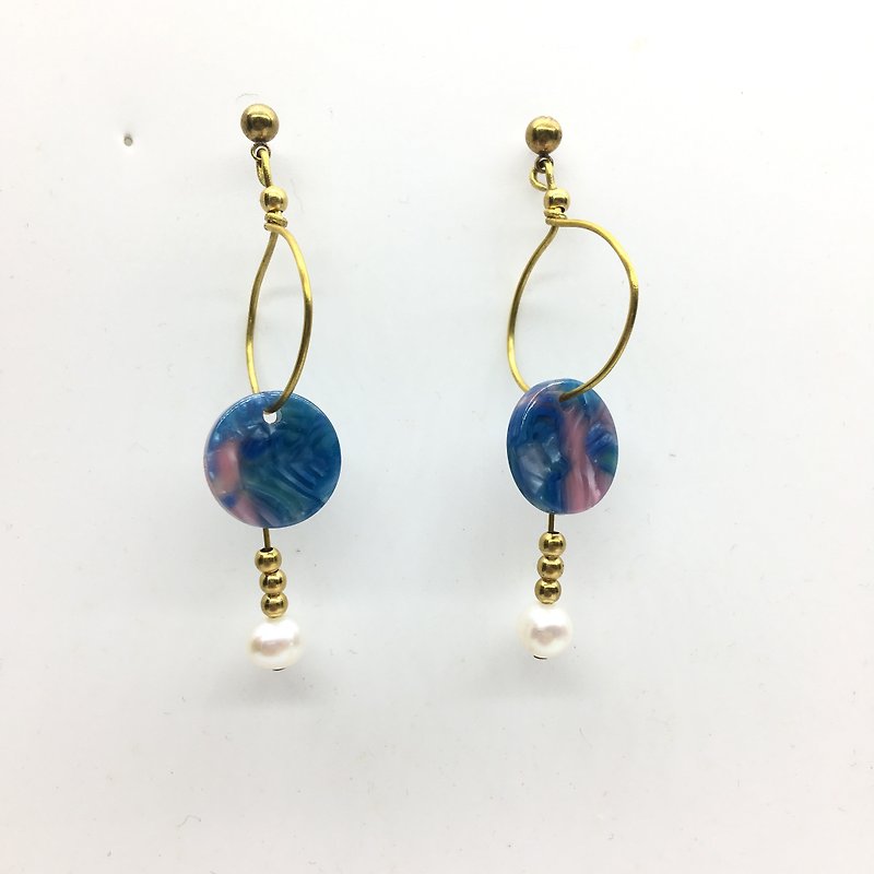 Laolin groceries l fashion series acrylic pearl hand made brass earrings ear hook l ear pin l ear clip - Earrings & Clip-ons - Pearl Transparent