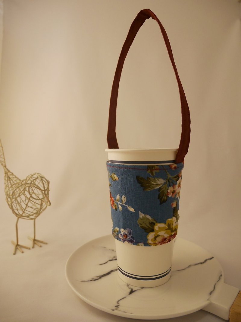 Small Classical Rose Literary Drink Cup Bag - ถุงใส่กระติกนำ้ - ผ้าฝ้าย/ผ้าลินิน สีน้ำเงิน