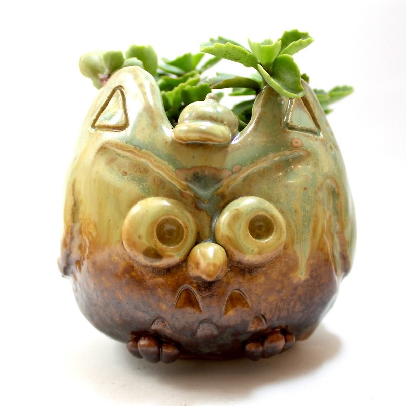 Yoshino Eagle-001│ [Baseball Hat Eagle] Owl Handmade Pottery Flower Flesh And Plant Treatment Cute Artist - ตกแต่งต้นไม้ - ดินเผา 