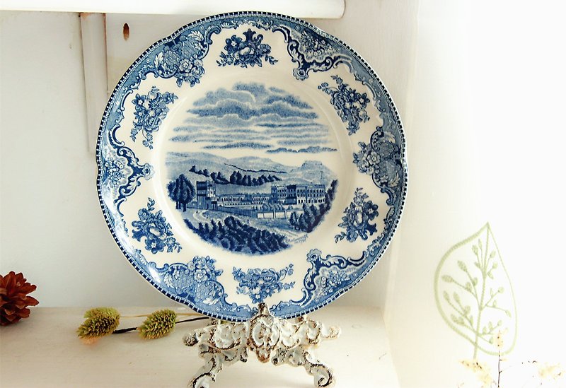 【Good day fetish】 British vintage scenery hand-painted plate - Items for Display - Pottery Blue