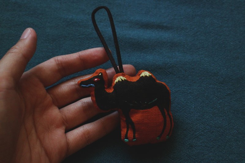 Suede rope camel embroidery pendant / dark suede rope - พวงกุญแจ - งานปัก สีส้ม