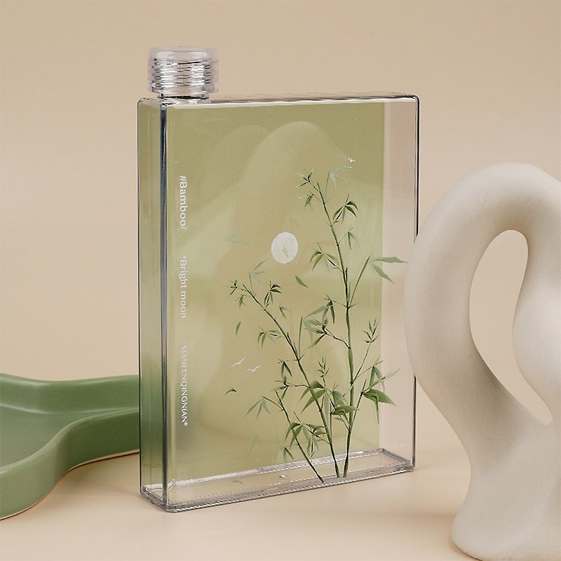 Green bamboo forest accompanying cup 350ml square transparent flat water cup - Pitchers - Other Materials 