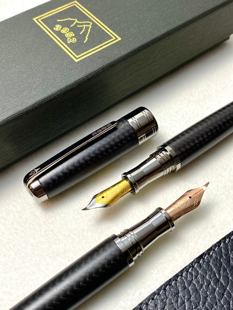 3952 Old Goat-X800 Matte Carbon Fiber Rotary Calligraphy Tip Pen - Fountain Pens - Other Materials 