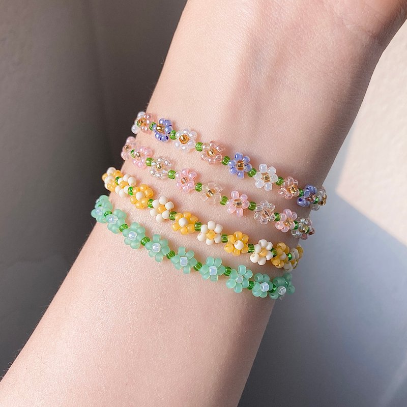 Beaded Flower Bracelet Collection 1 (13-21cm) - 手鍊/手環 - 其他材質 多色