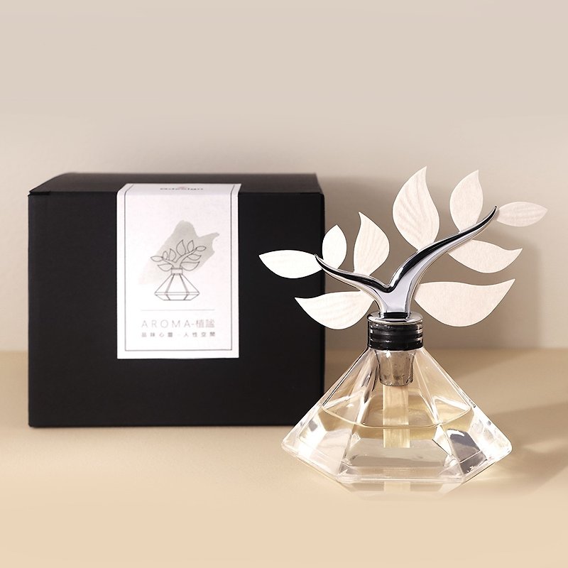 The aroma of the earth essential oil diffuser comes from the forest Aroma. Comes with 100ml of earth essential oil. - Fragrances - Glass Transparent