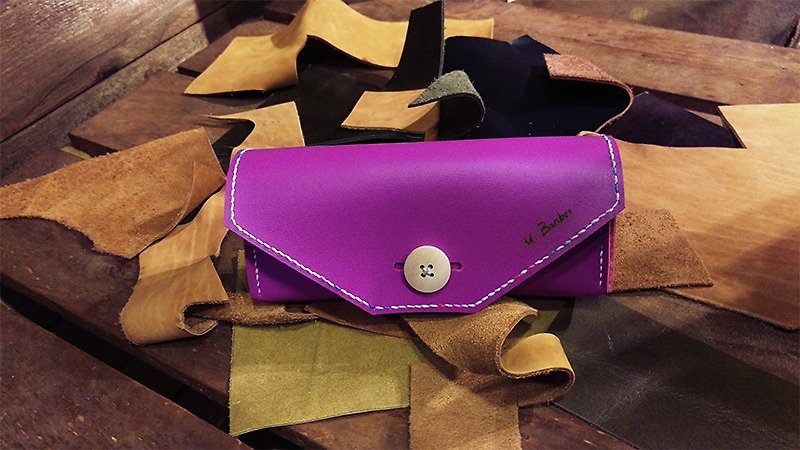 Mr.Banboo handmade leather glasses case] [the story of Taiwan handmade glasses - Toiletry Bags & Pouches - Paper Purple
