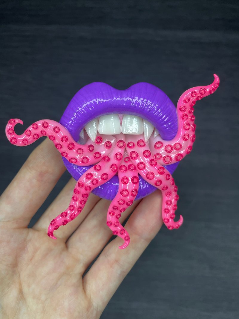 Phone grip. Purple lips with tentacles. - อื่นๆ - ดินเหนียว 