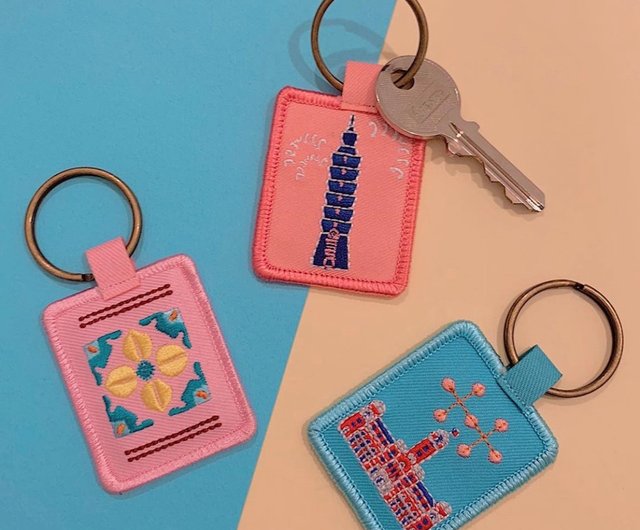 Tele 箱庭 刺繍キーホルダー 商品詳細ページ | Tele ONLINE STORE | 箱庭の灯 刺繍キーホルダー