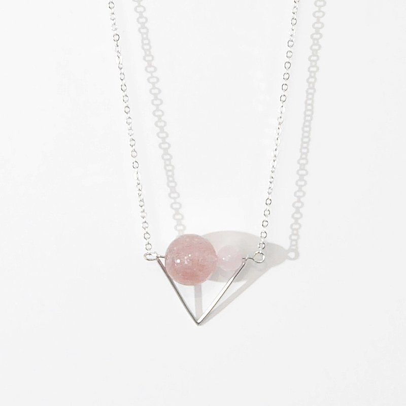Triangle Flag Necklace with Strawberry crystal + Pink chalcedony Full of Love - สร้อยคอ - เครื่องเพชรพลอย สึชมพู