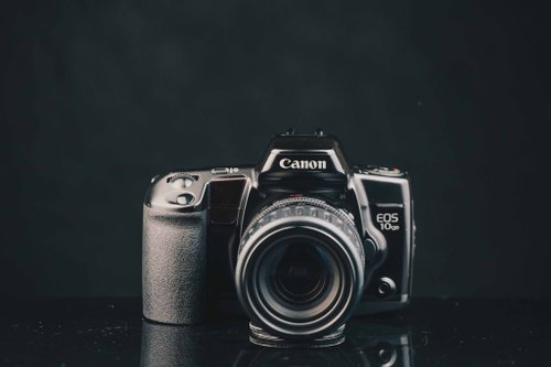 Canon EOS 10QD + 35-135mm f4-5.6＃663＃135フィルムカメラ