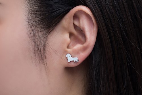 吳小姐3d訂製珠寶 臘腸狗耳針(可改夾式)-狗狗背影系列-抗敏醫療鋼
