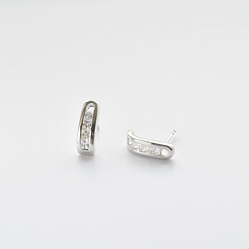 Low profile │ handmade Stone 925 sterling silver earrings - ต่างหู - เงินแท้ สีเงิน