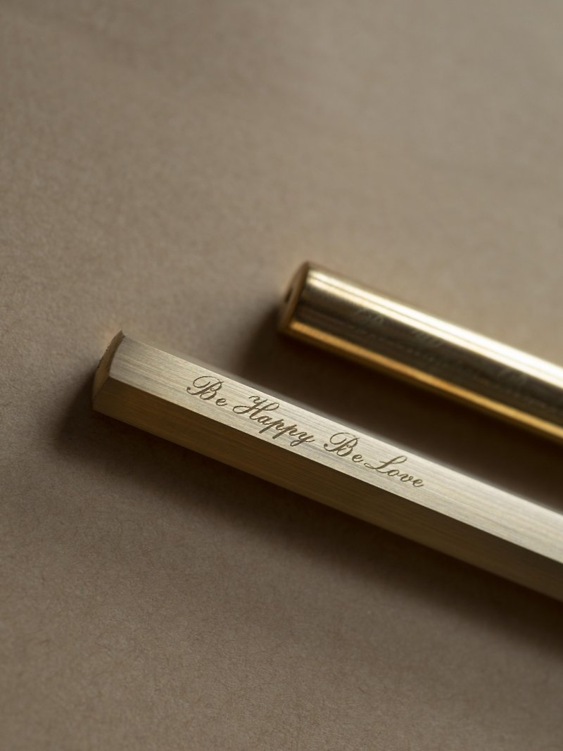 [Quick Shipping] Laser Engraving Custom Lettering Bronze Pen Hexagonal - Ballpoint & Gel Pens - Other Metals Gold