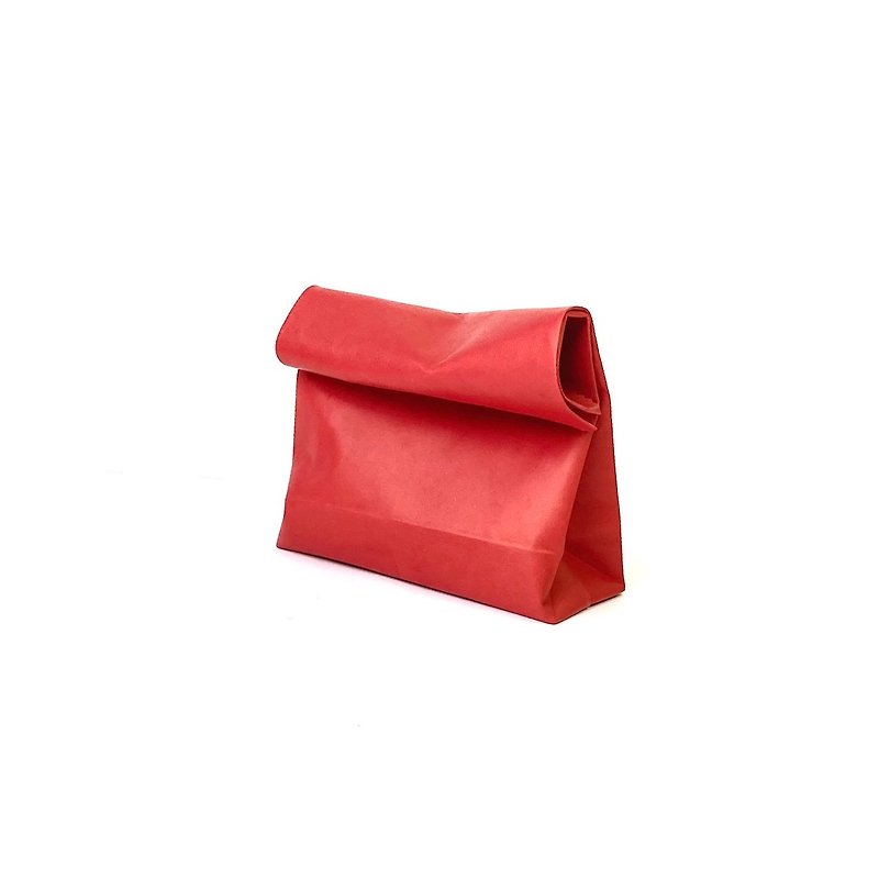 KAMIBUKURO (paper bag) M size, made from genuine Japanese horse leather, red - กระเป๋าคลัทช์ - หนังแท้ สีแดง