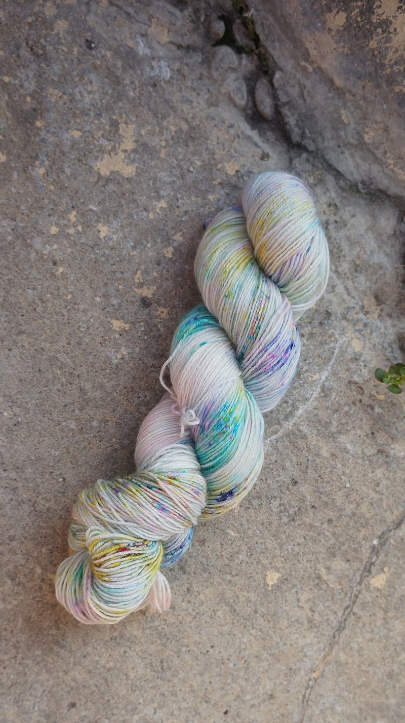 Hand-dyed lines. Genie (4ply-BFL) - Knitting, Embroidery, Felted Wool & Sewing - Wool 