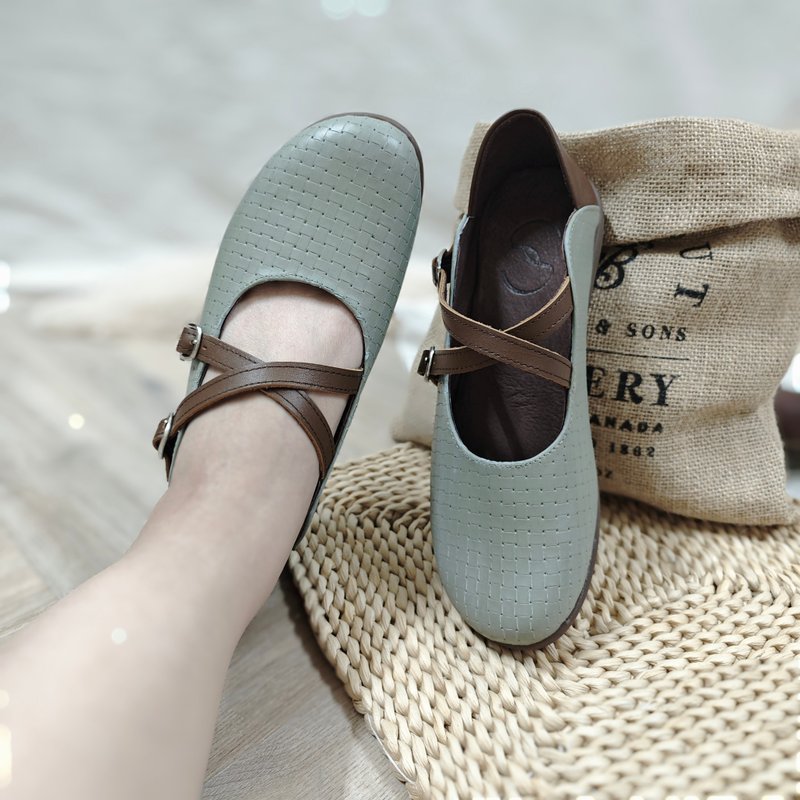 Embossed back stepping doll shoes Taiwan genuine leather handmade women's leather shoes lazy casual shoes retro large size - milk green - Mary Jane Shoes & Ballet Shoes - Genuine Leather 