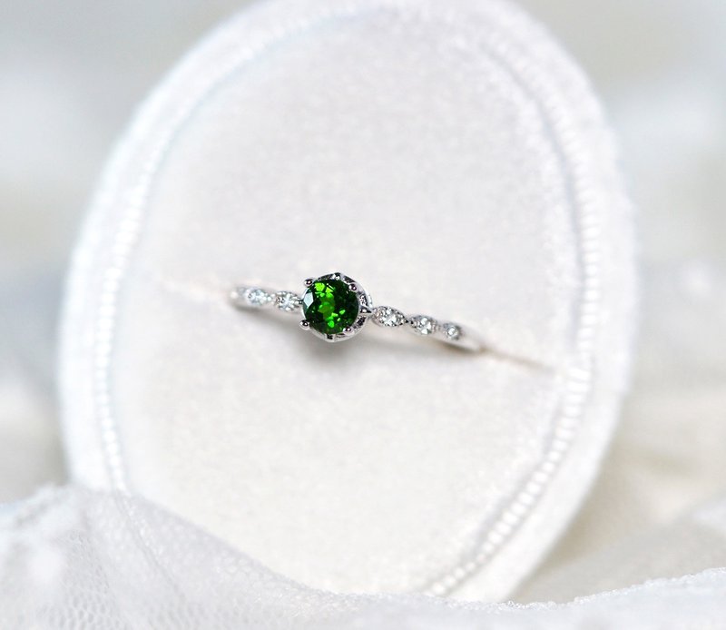 High Grade Diopside 4mm Sterling Silver Ring-Adjustable - แหวนทั่วไป - คริสตัล สีน้ำเงิน