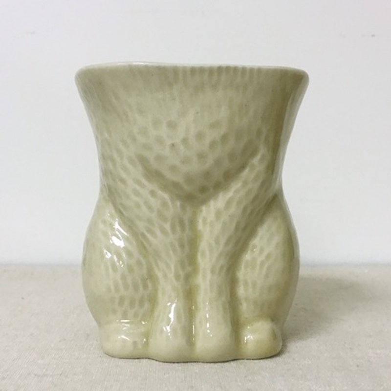Kurashiki Artisan Planning Room KIYATA Animal Fur Storage Cup [Cat-Ivory (95702-04)] - Storage - Other Materials Khaki