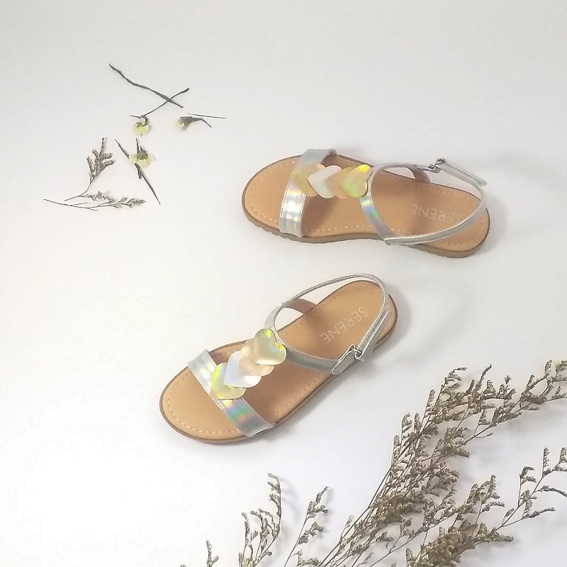 Taiwan handmade shoes girls sandals heart to heart children's shoes children wave soles flat shoes Kids Sandal - Kids' Shoes - Other Materials Gold