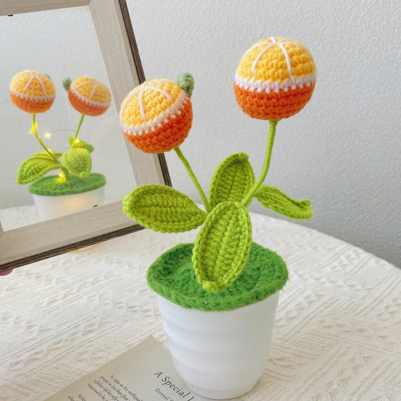 手編みかぎ針編み金運を招くみかんの鉢植え - ドライフラワー・ブーケ - コットン・麻 パープル